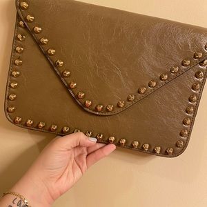 Studded crossbody pouch!